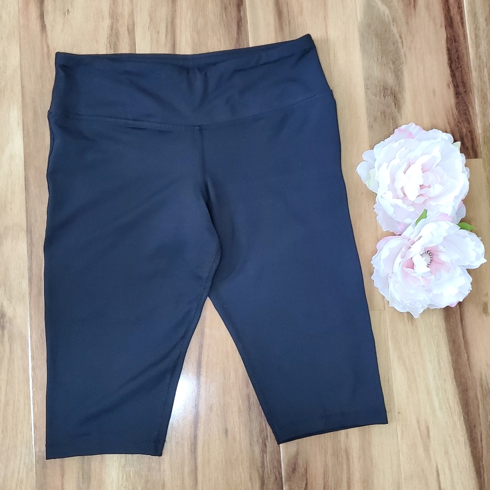 Reebok Womens Sm Athletic Capri Leggings
